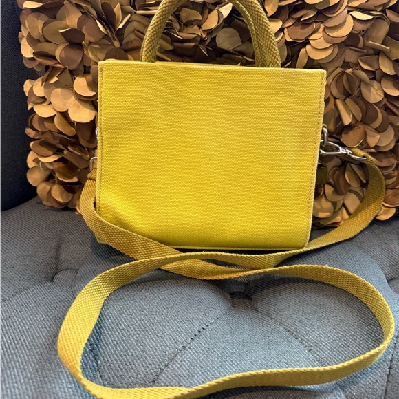 Brandon Blackwood ESR Tote - Picture 4 of 9